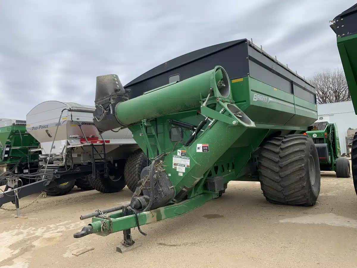 Gallery image 2 for Used 2019 Brent 1396 Grain Cart