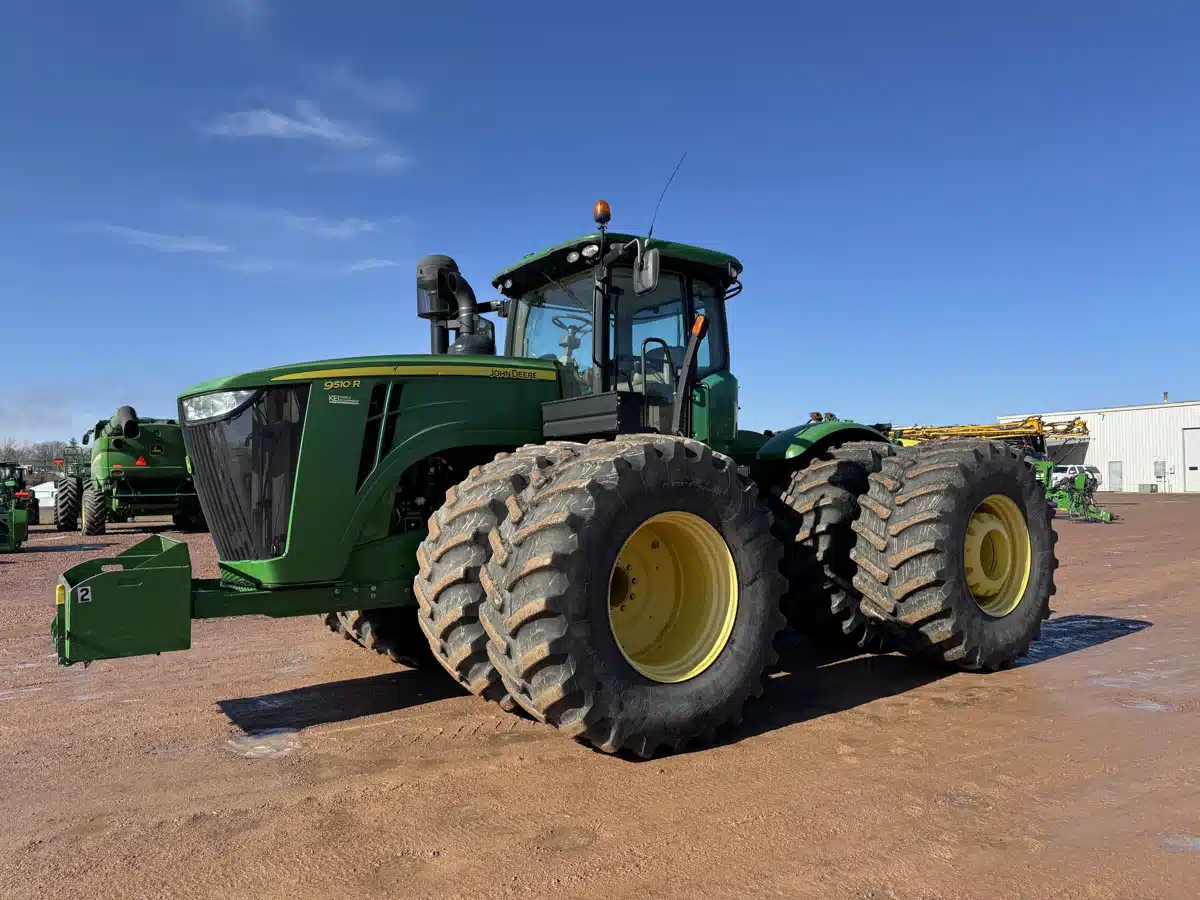 Gallery image 1 for Used 2014 John Deere 9510R Tractor