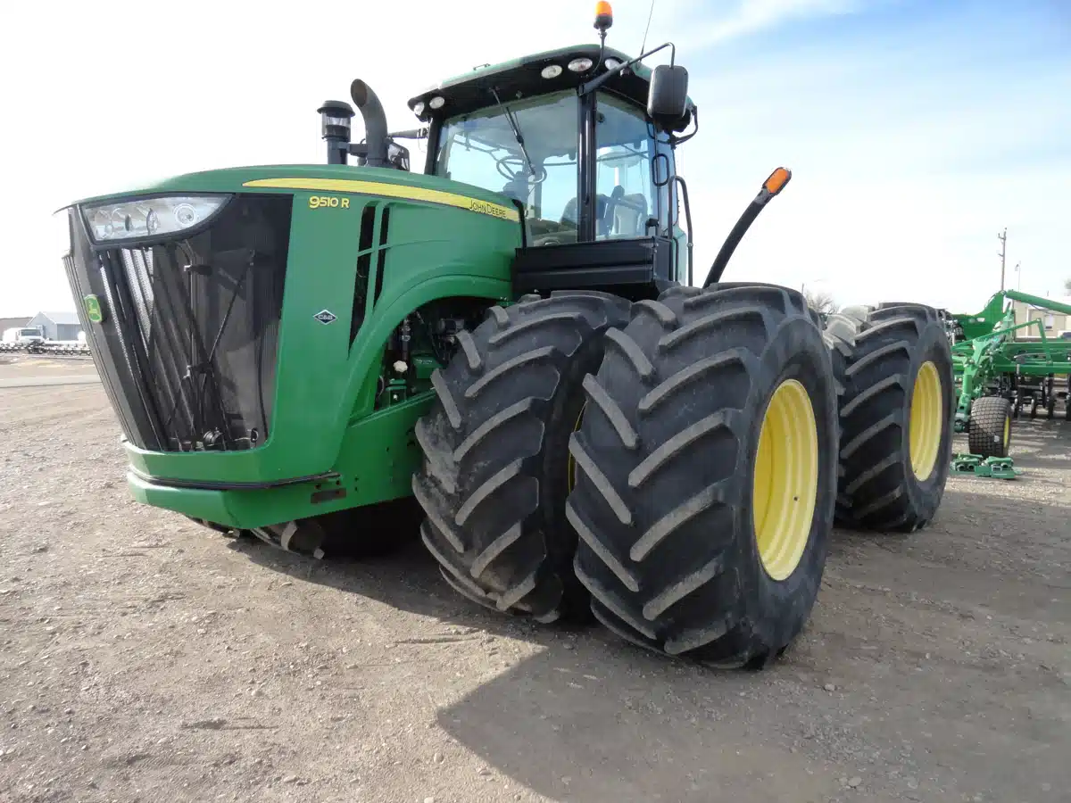 Gallery image 1 for Used 2014 John Deere 9510R Tractor