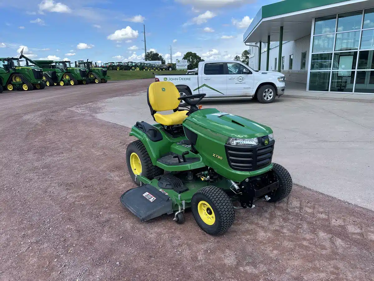 Gallery image 2 for Used 2023 John Deere X730 Lawn Tractor