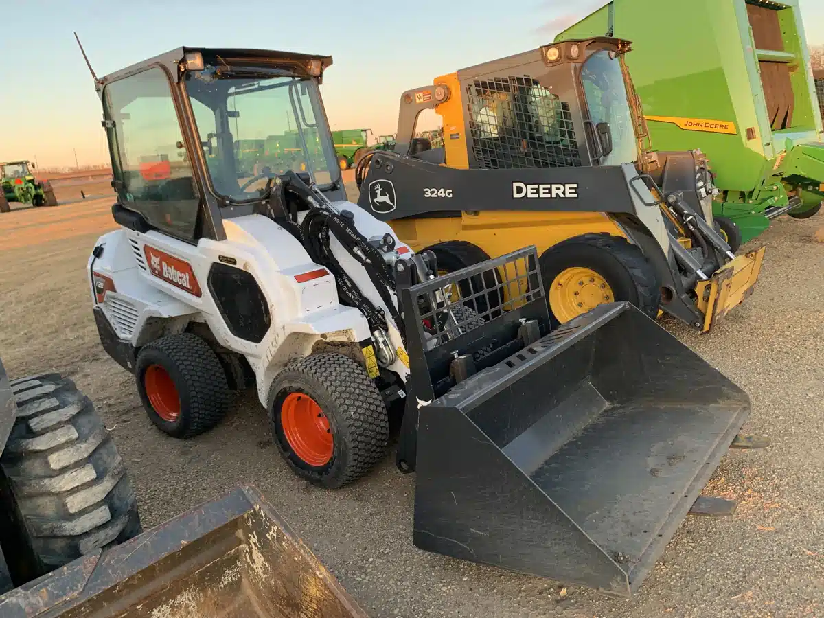 Gallery image 2 for Used 2023 Bobcat L28 Tractor Loader