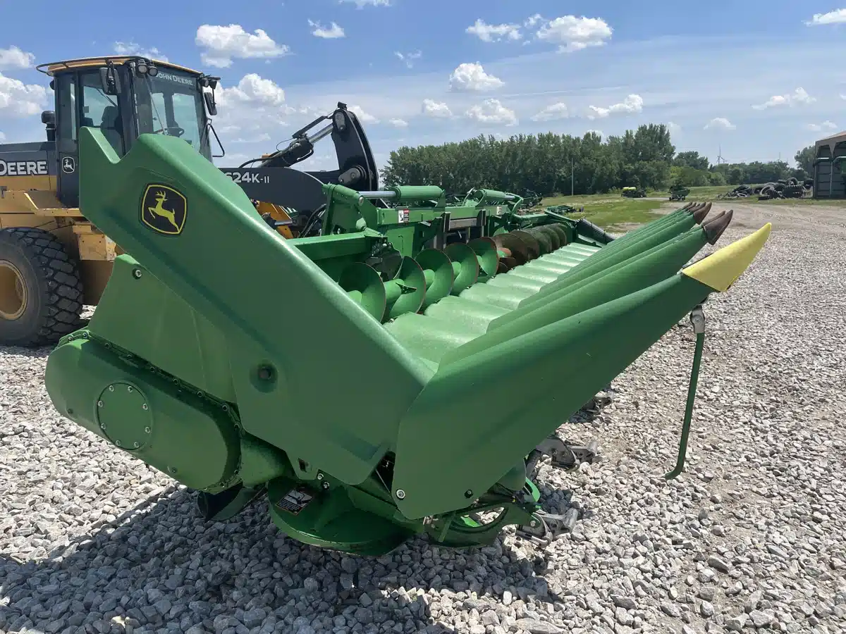 Gallery image 2 for Used 2023 John Deere C12F Header - Row Crop