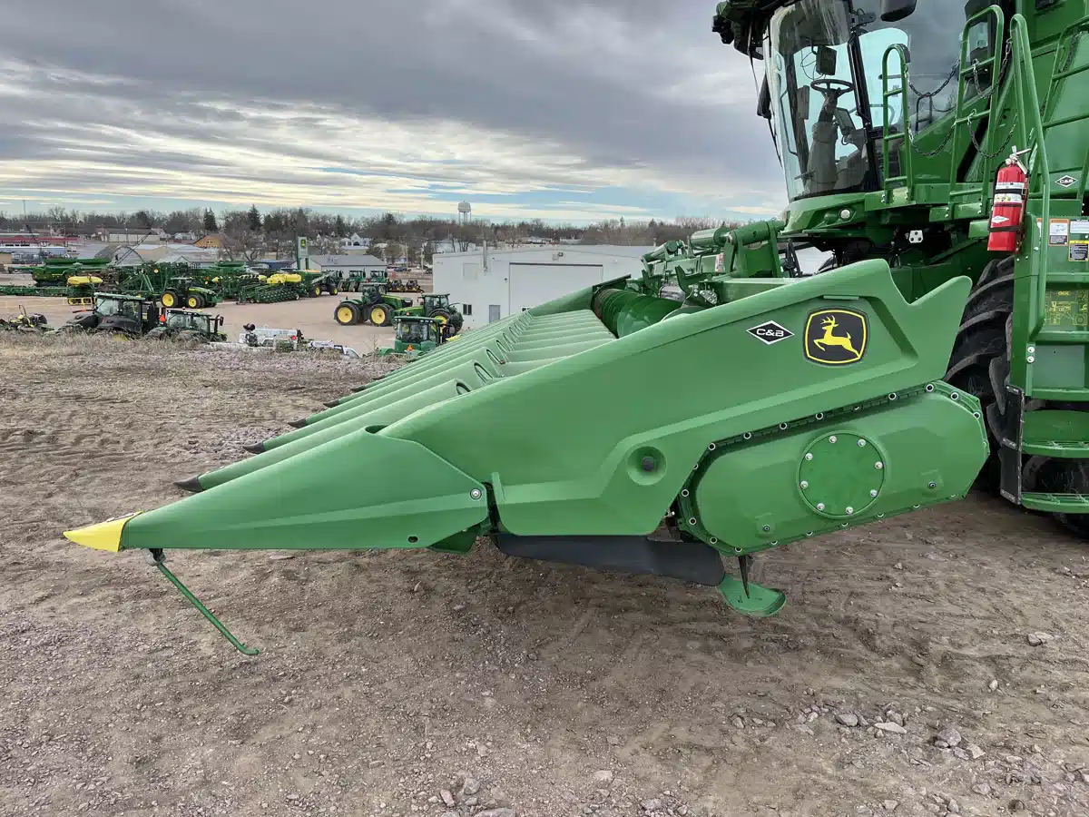 Gallery image 2 for Used 2024 John Deere C12F Header - Row Crop