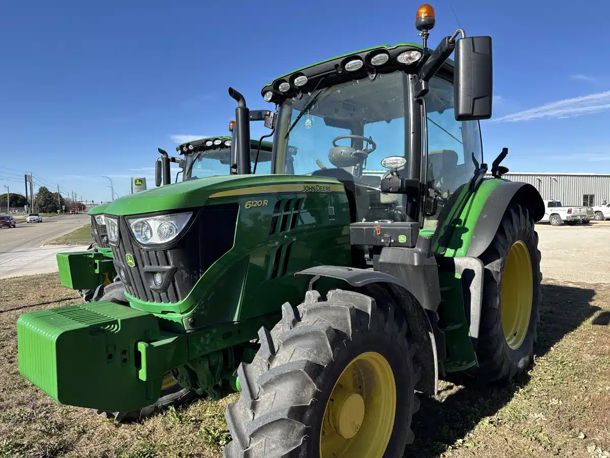 Gallery image 1 for Used 2018 John Deere 6120R Tractor