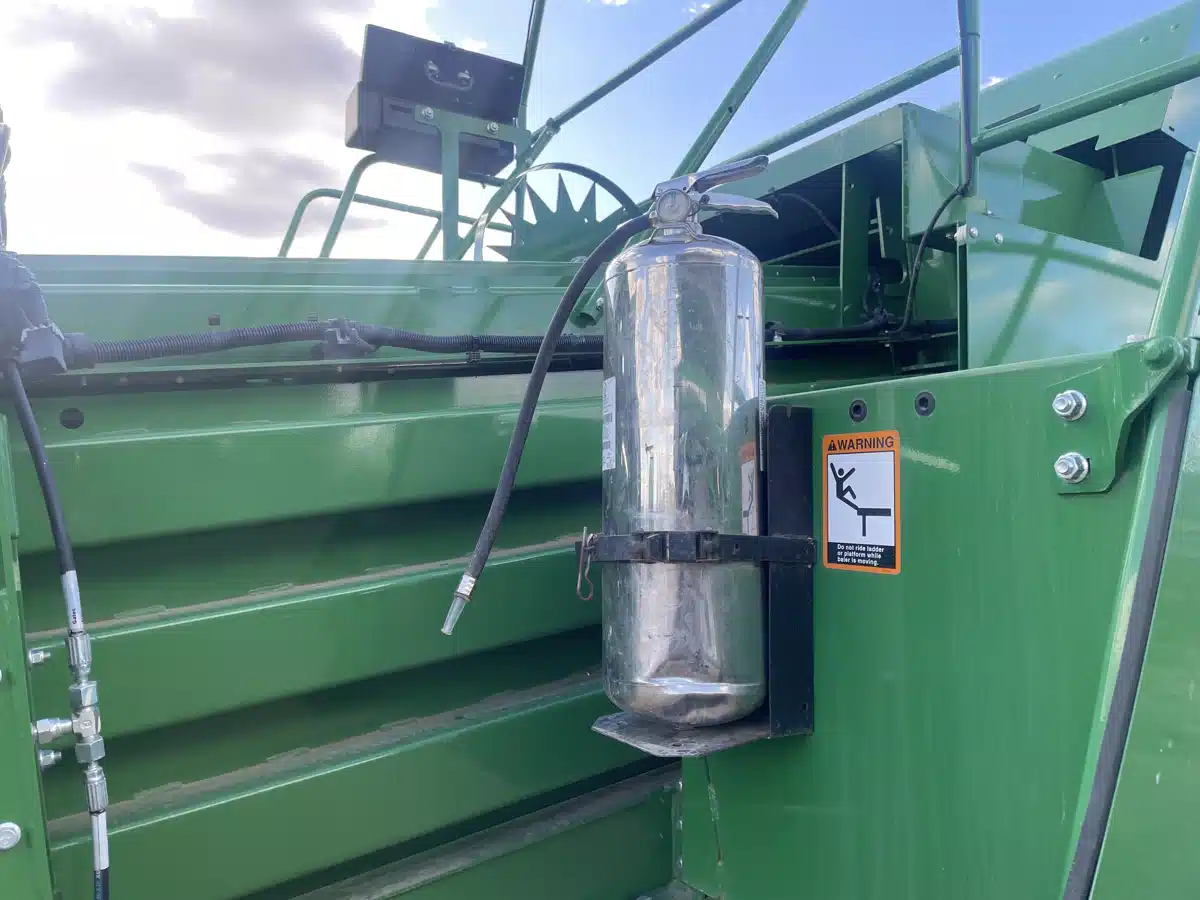 Gallery image 2 for Used 2022 John Deere L341 Square Baler - Large