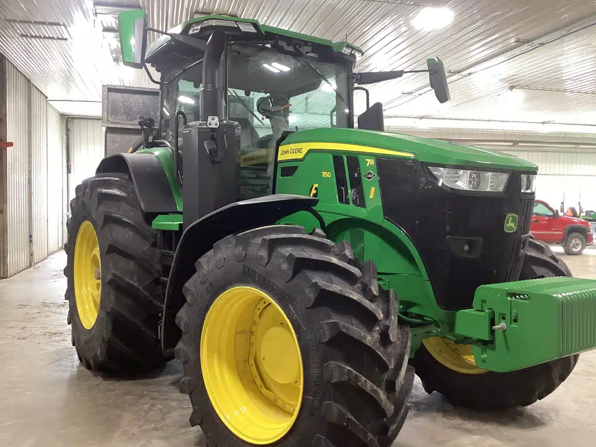 Gallery image 2 for 2024 John Deere 7R 350 Tractor