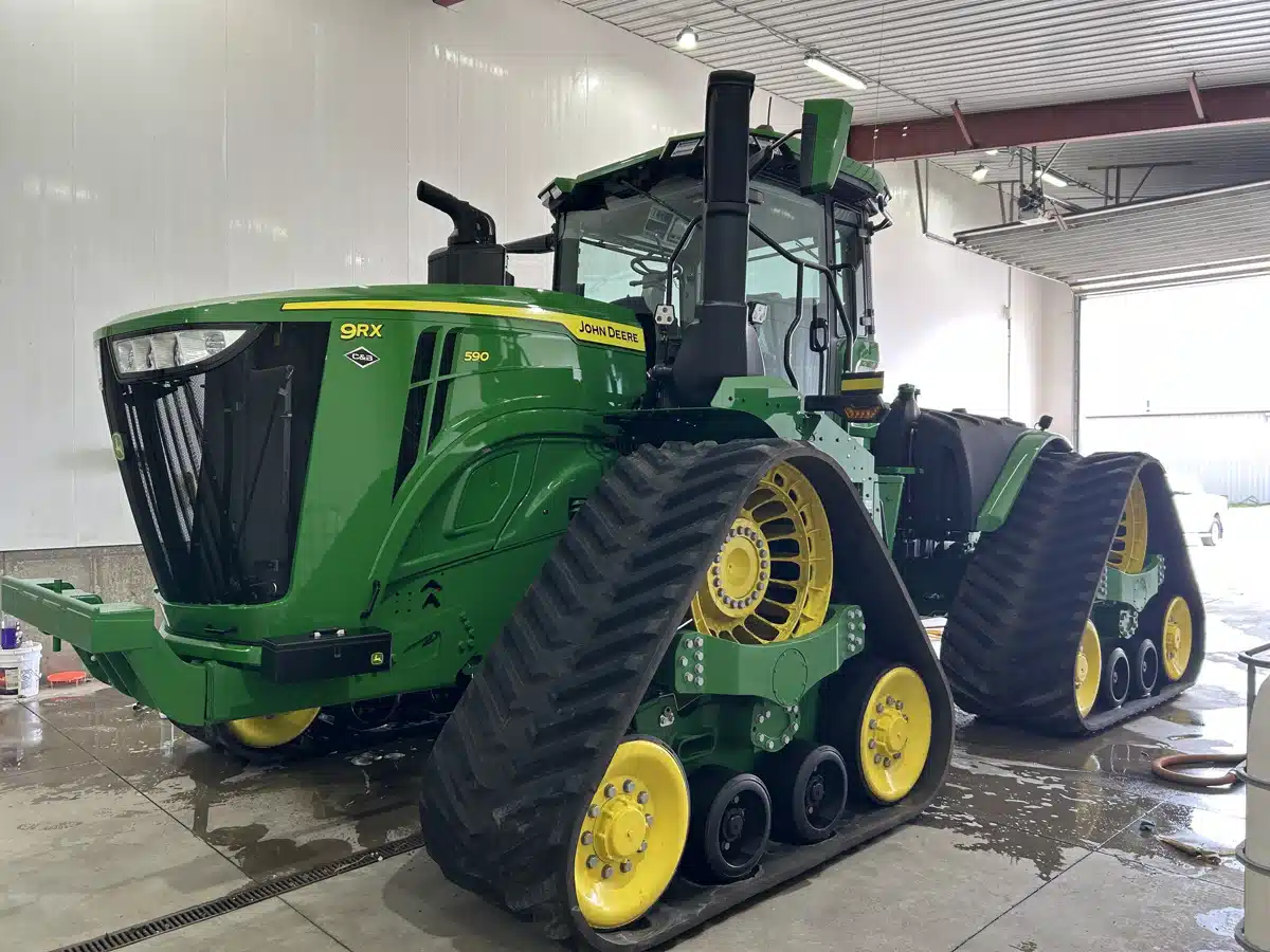 Gallery image 1 for Used 2024 John Deere 9RX 590 Tractor