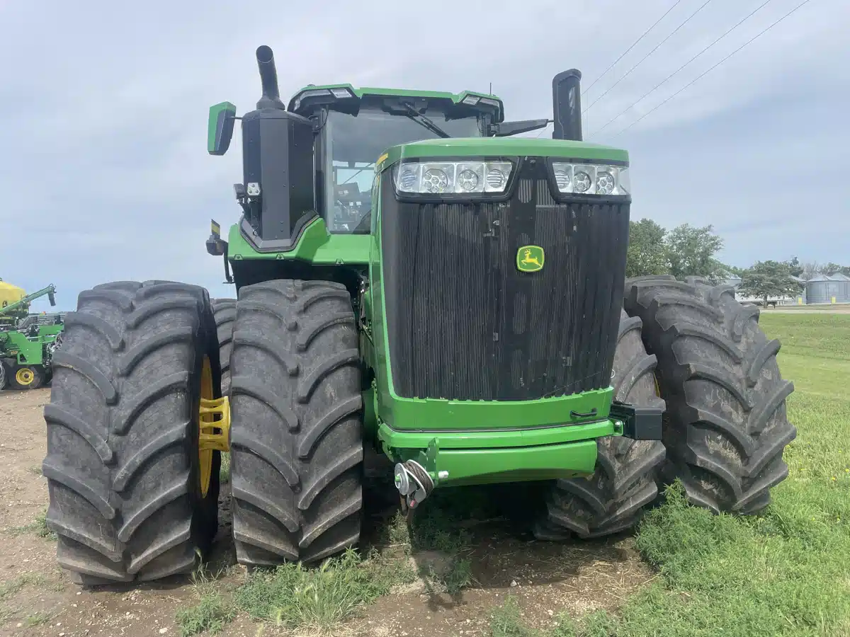 Gallery image 2 for Used 2024 John Deere 9R 590 Tractor
