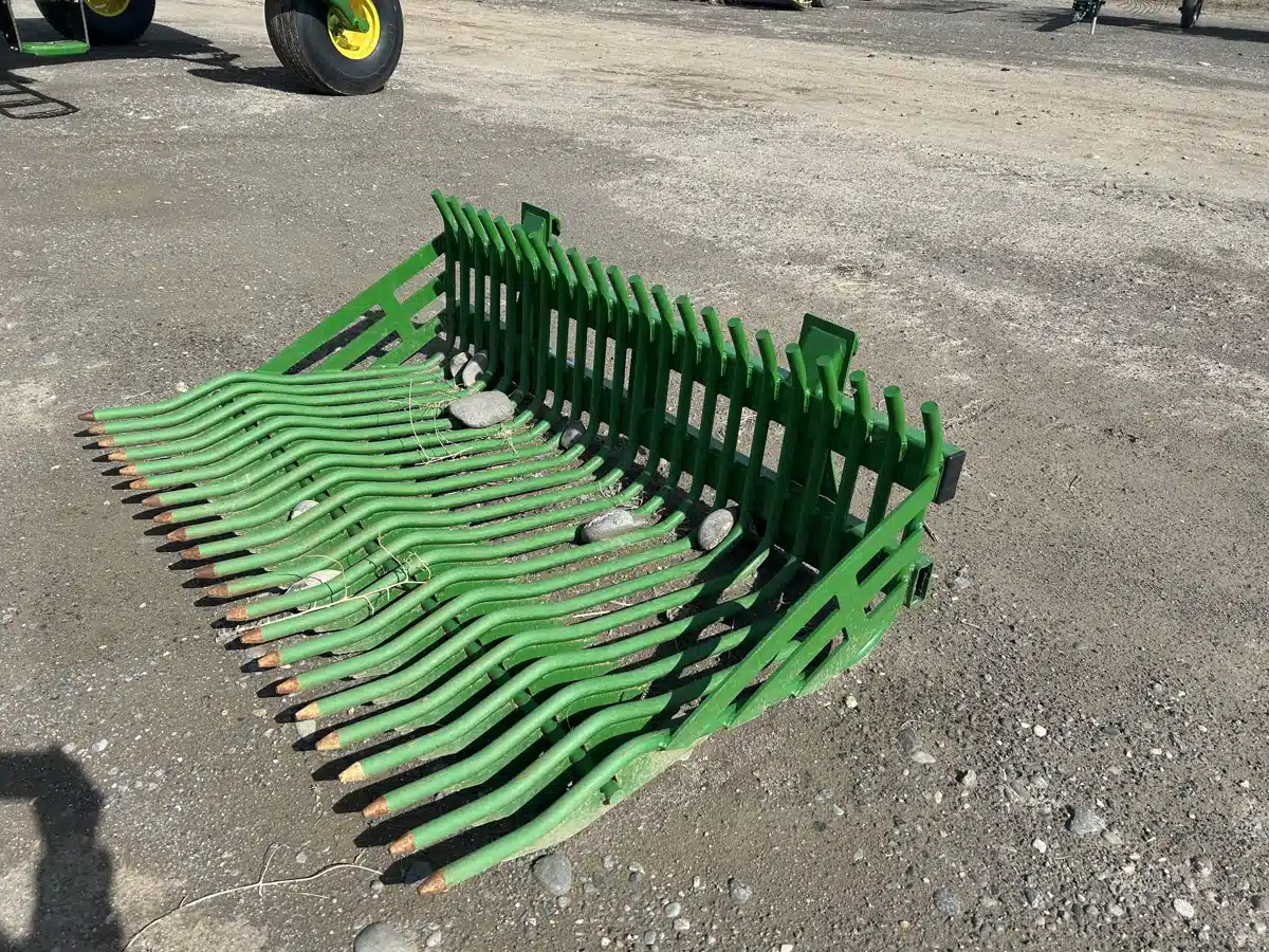 Gallery image 2 for Used 2022 Frontier AR10E-66 Tractor Loader
