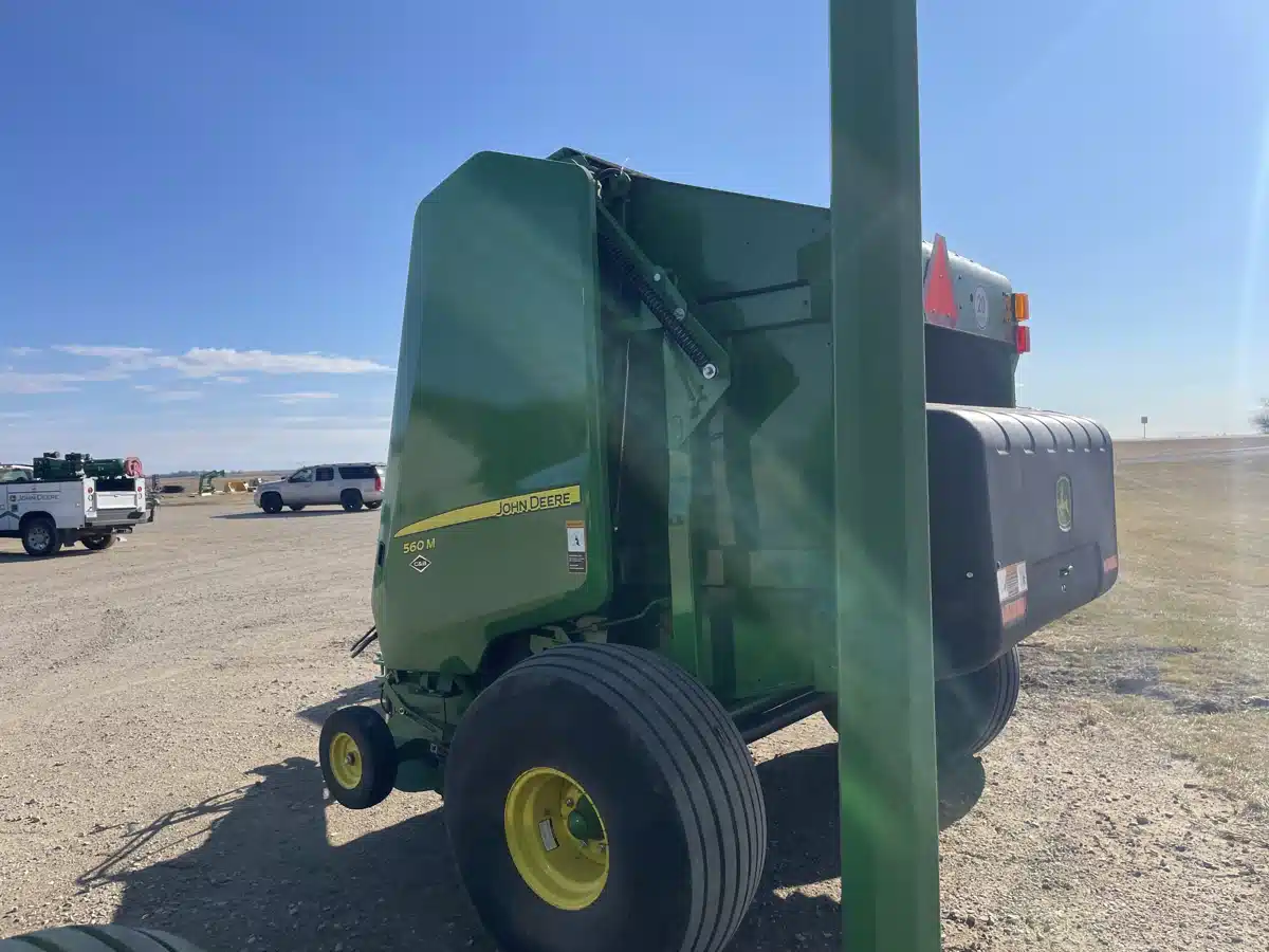 Gallery image 2 for Used 2023 John Deere 560M Round Baler