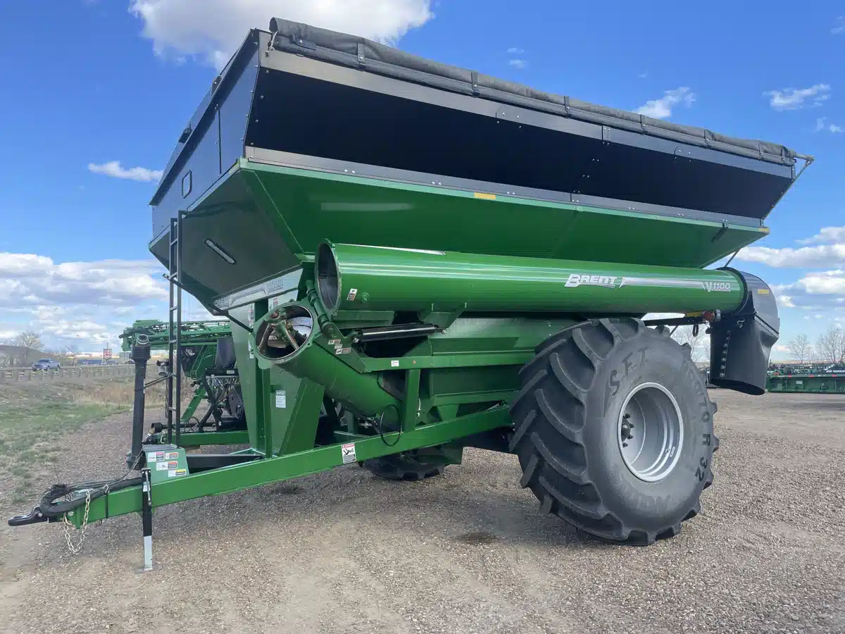 Gallery image 1 for Used 2024 Brent V1100 Grain Cart