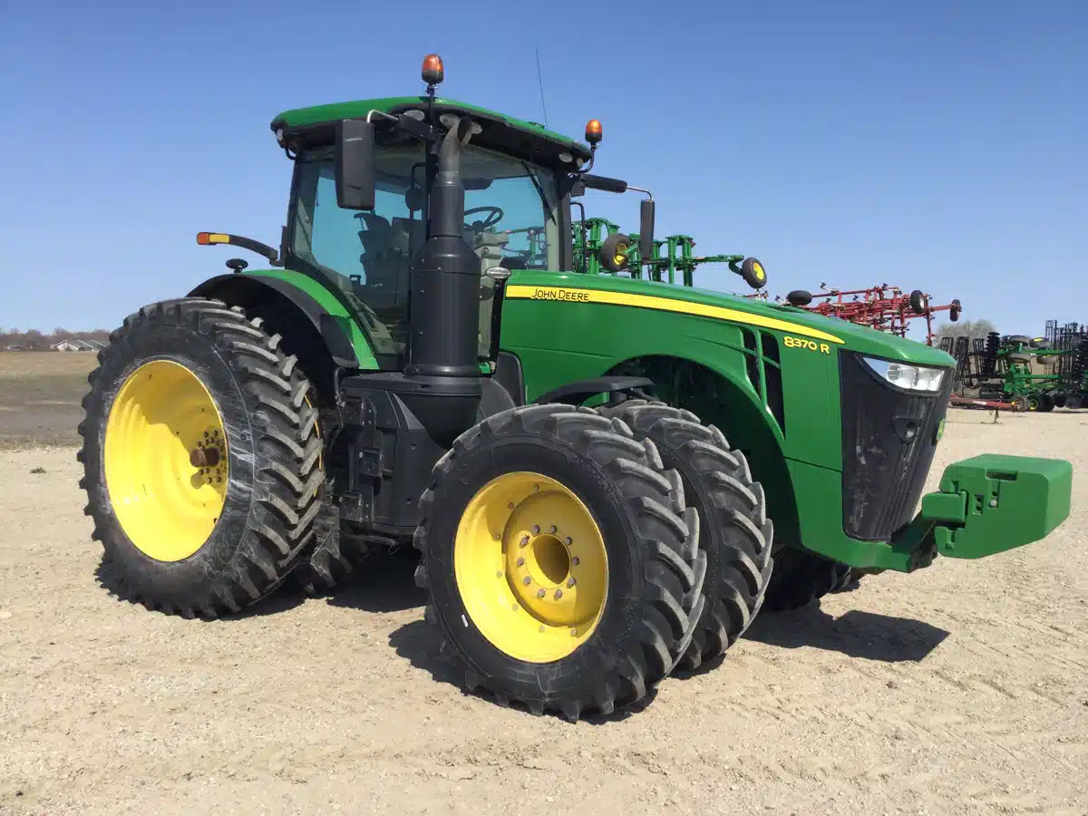 Gallery image 2 for Used 2019 John Deere 8370R Tractor