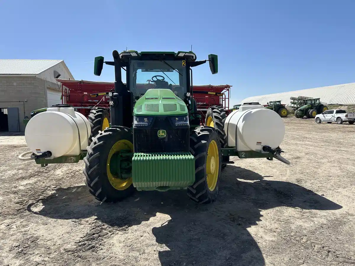 Gallery image 2 for Used 2022 John Deere 8R 250 Tractor