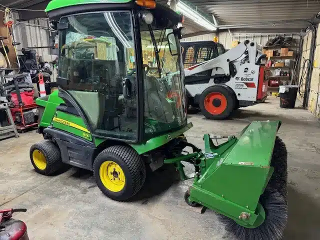 Gallery image 1 for Used 2021 John Deere 1575 Mower - Front Deck