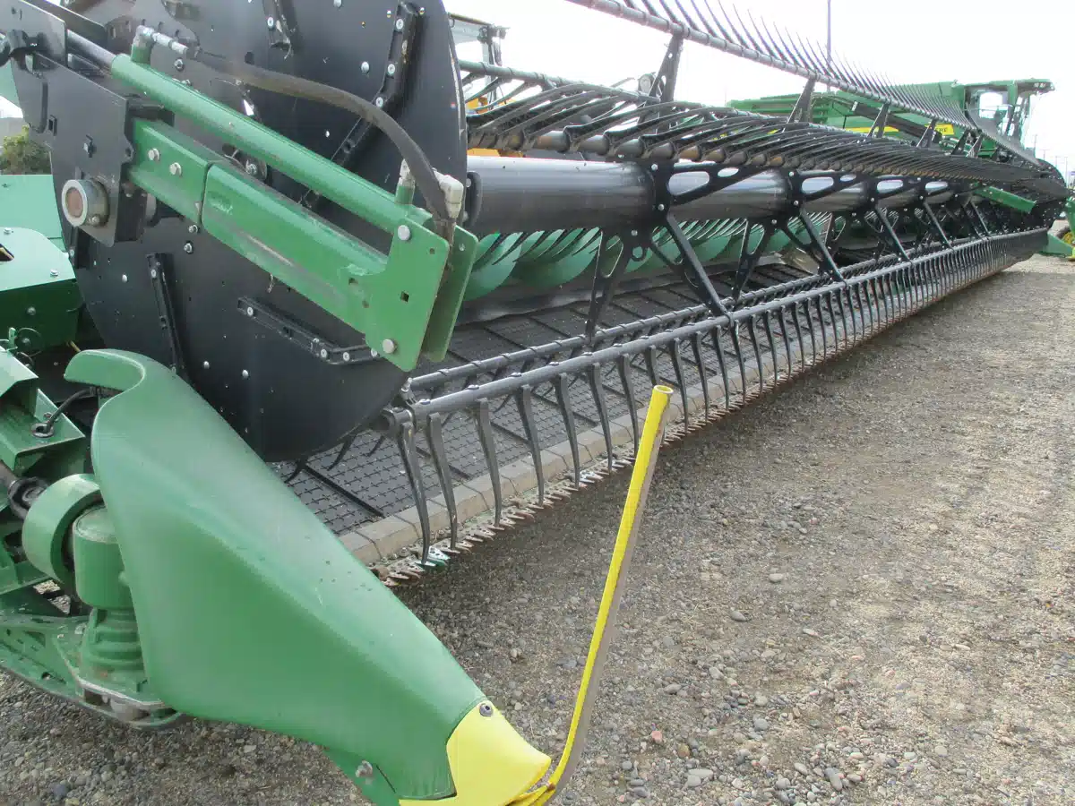 Gallery image 1 for Used 2024 John Deere HD50F Header - Flex