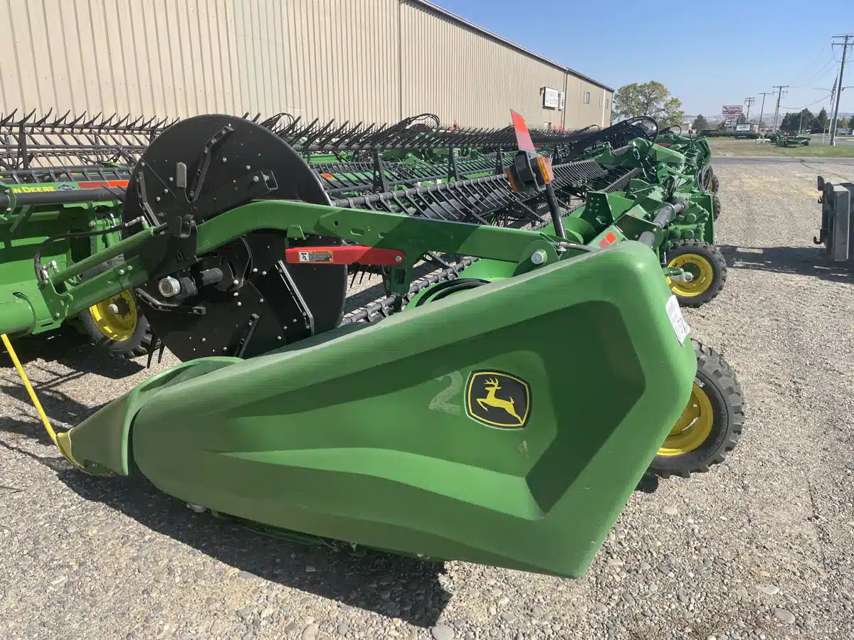Gallery image 2 for Used 2024 John Deere HD50F Header Combine
