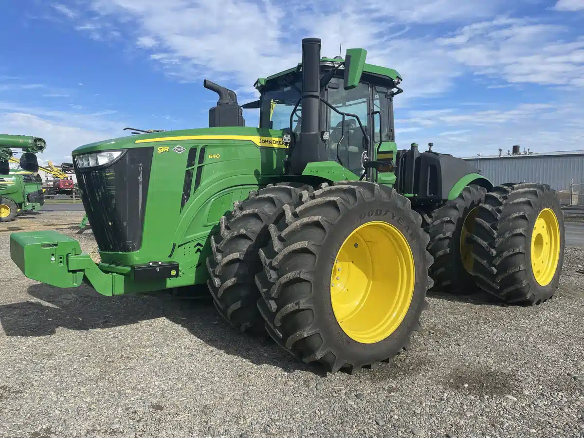 Gallery image 1 for Used 2024 John Deere 9R 640 Tractor
