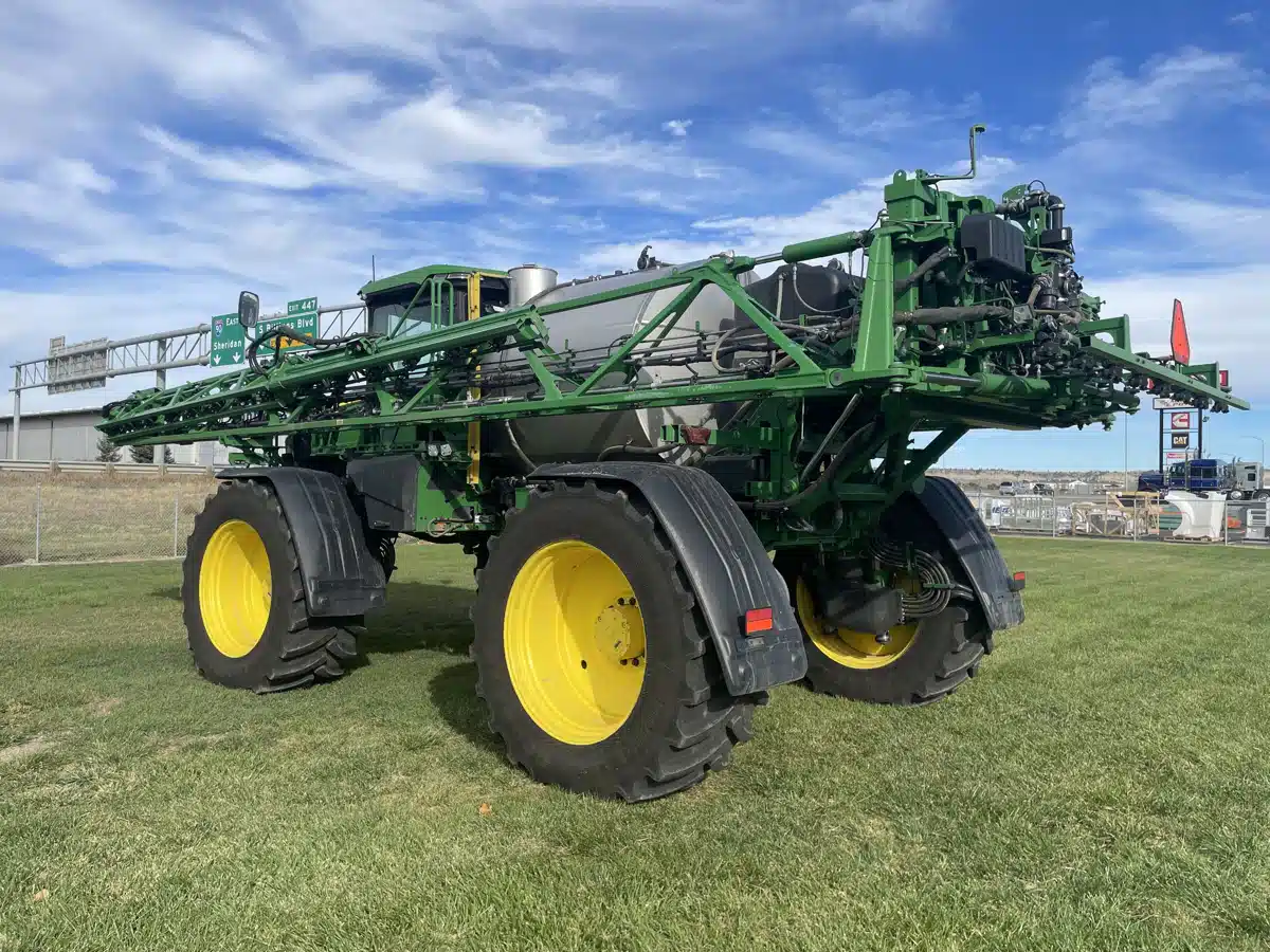 Gallery image 1 for Used 2024 John Deere 616R Sprayer - Self Propelled