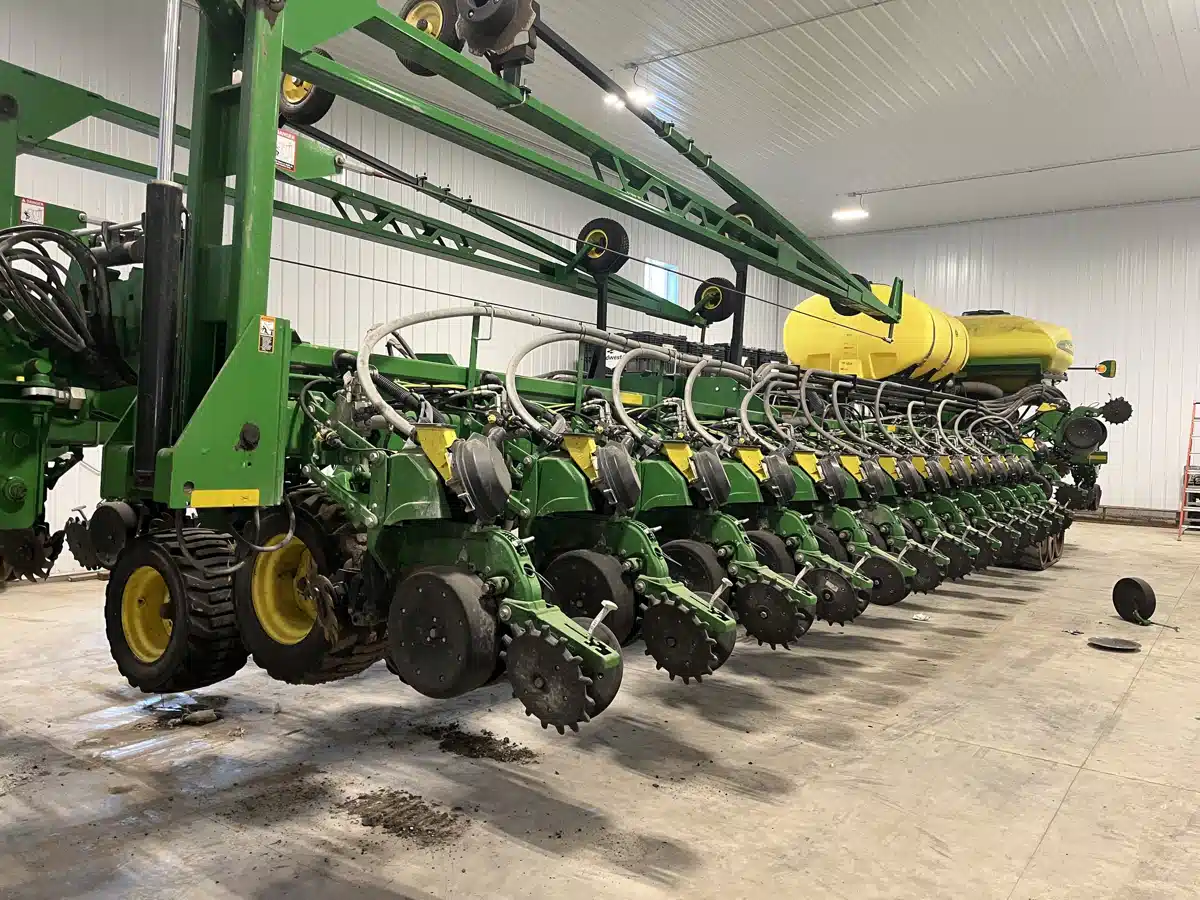 Gallery image 1 for Used 2018 John Deere DB90 Planter