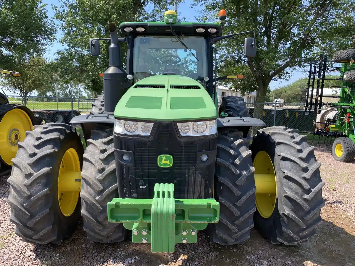 Gallery image 2 for Used 2015 John Deere 8320R Tractor