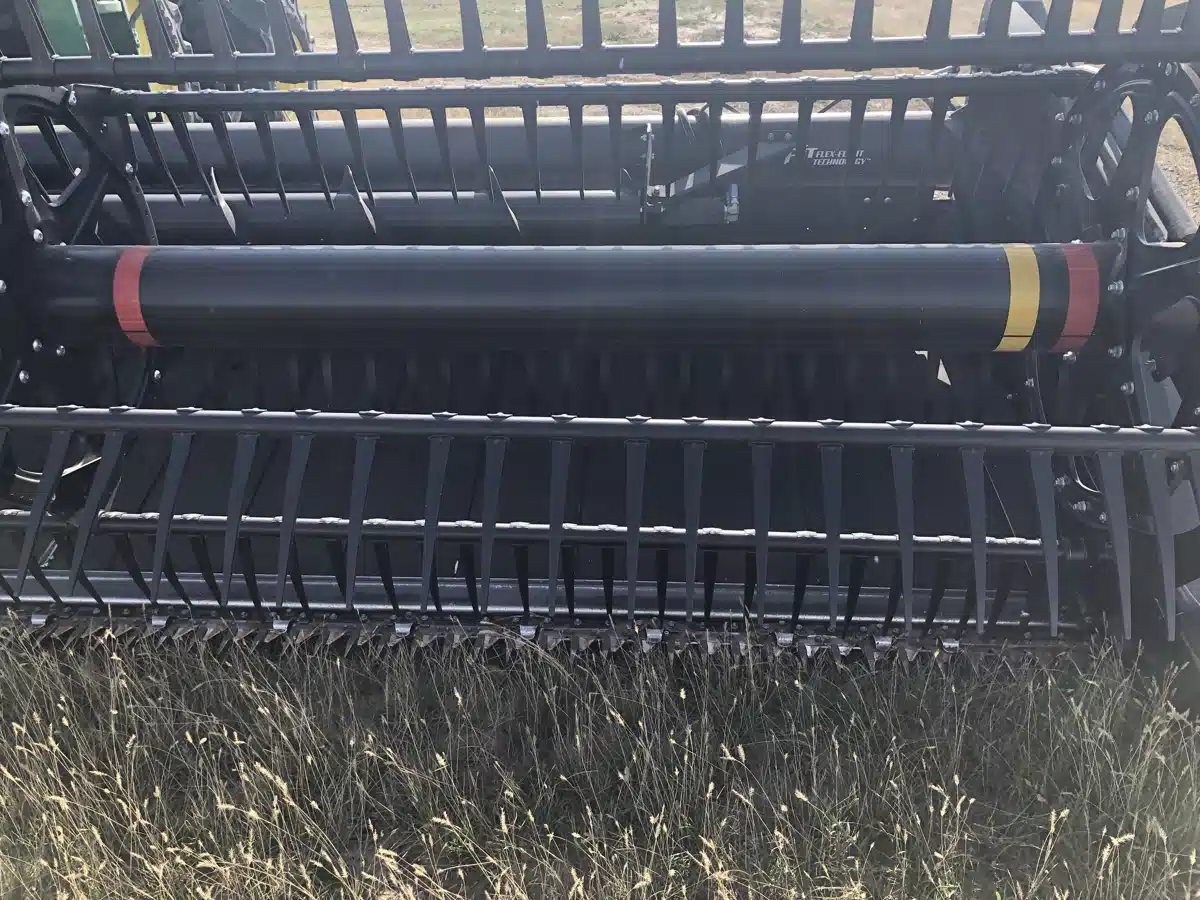 Gallery image 2 for Used 2018 MacDon FD75 Header - Draper
