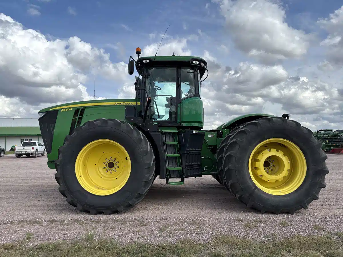 Gallery image 1 for Used 2012 John Deere 9460R Tractor