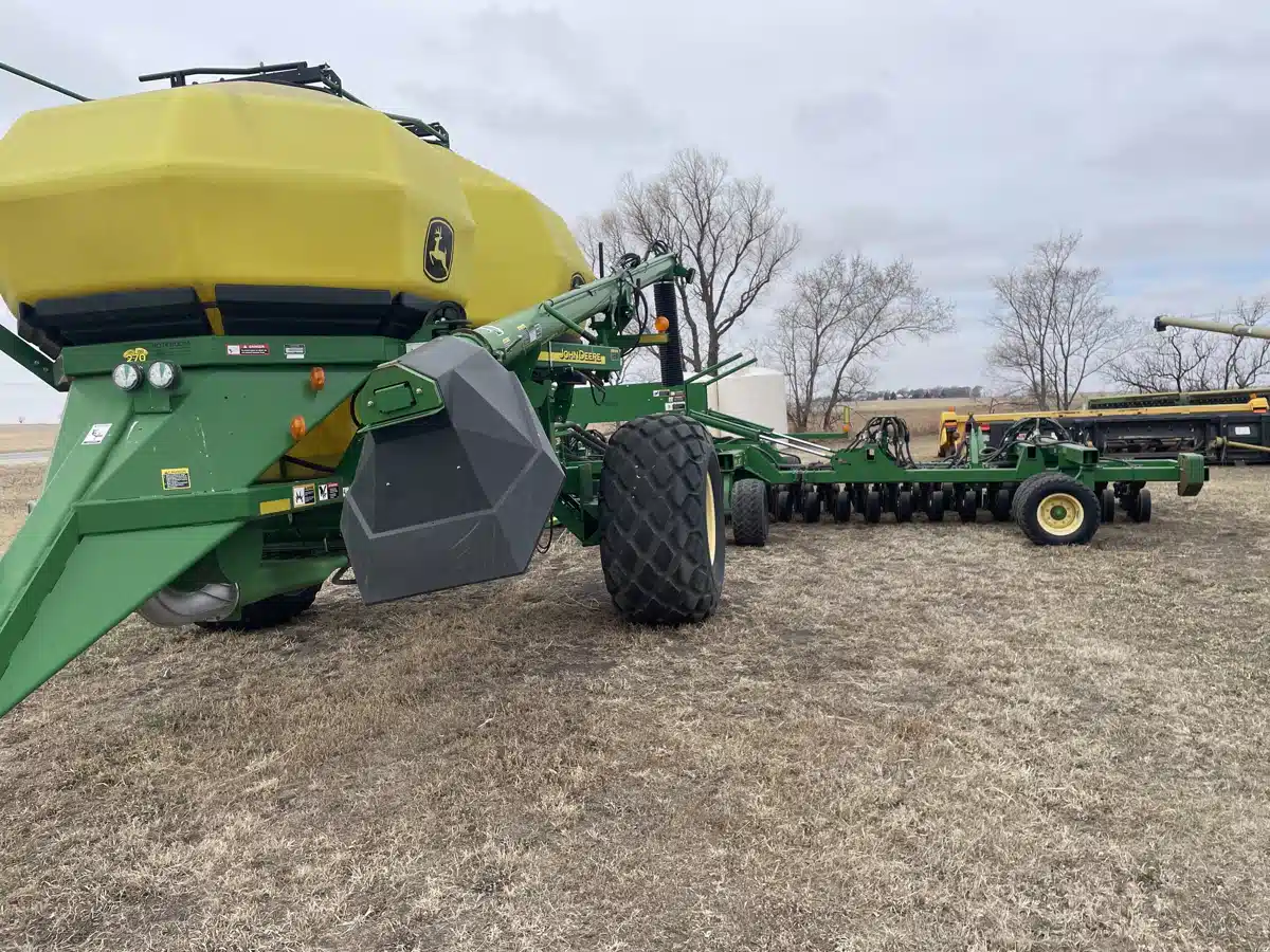 Gallery image 1 for Used 2010 John Deere 1890 Air Drill