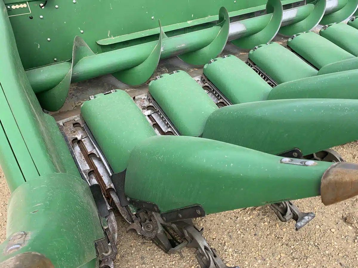 Gallery image 2 for Used 2014 John Deere 618C Header - Row Crop
