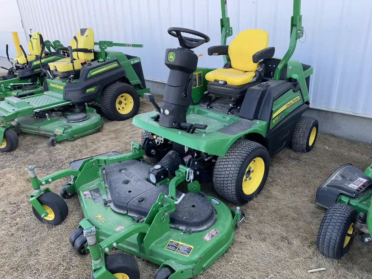 Gallery image 2 for Used 2021 John Deere 1570 Mower - Front Deck