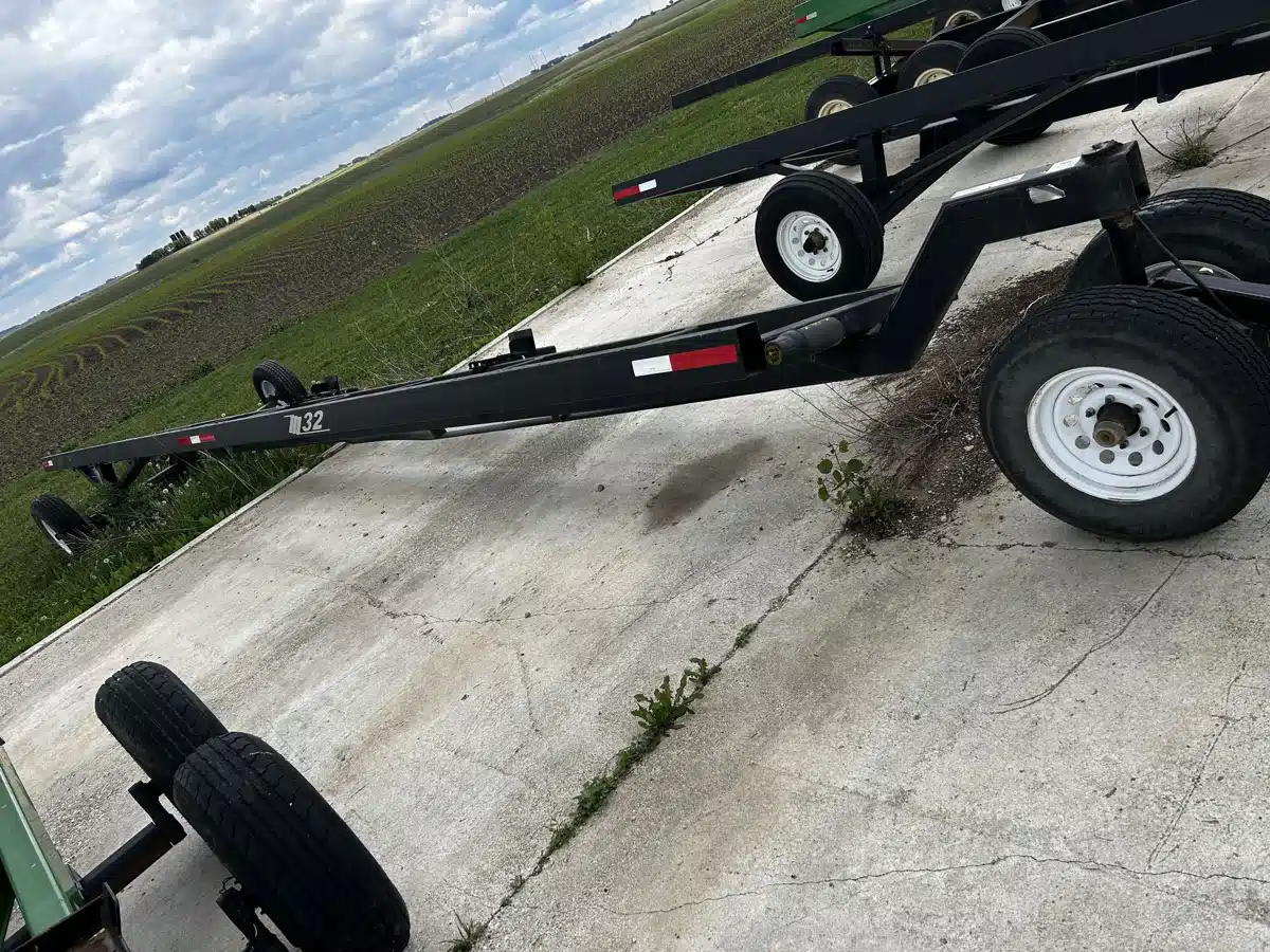 Gallery image 1 for Used Maurer 32 Header Cart