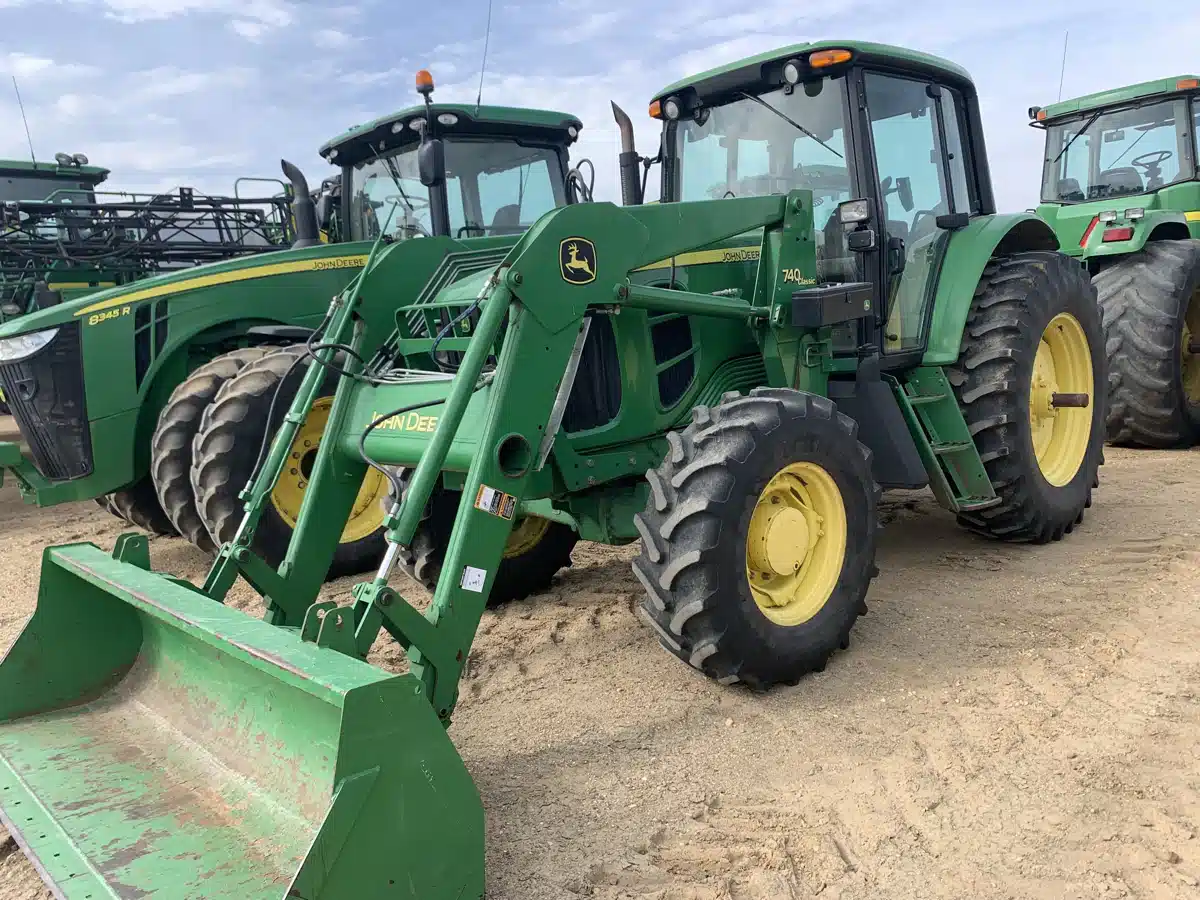Gallery image 1 for Used 2008 John Deere 7130 Tractor