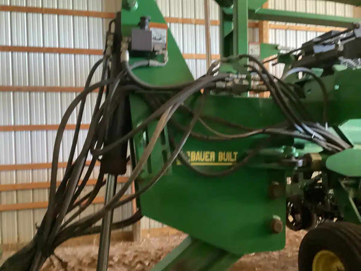 Gallery image 2 for Used 2011 John Deere DB90 Planter