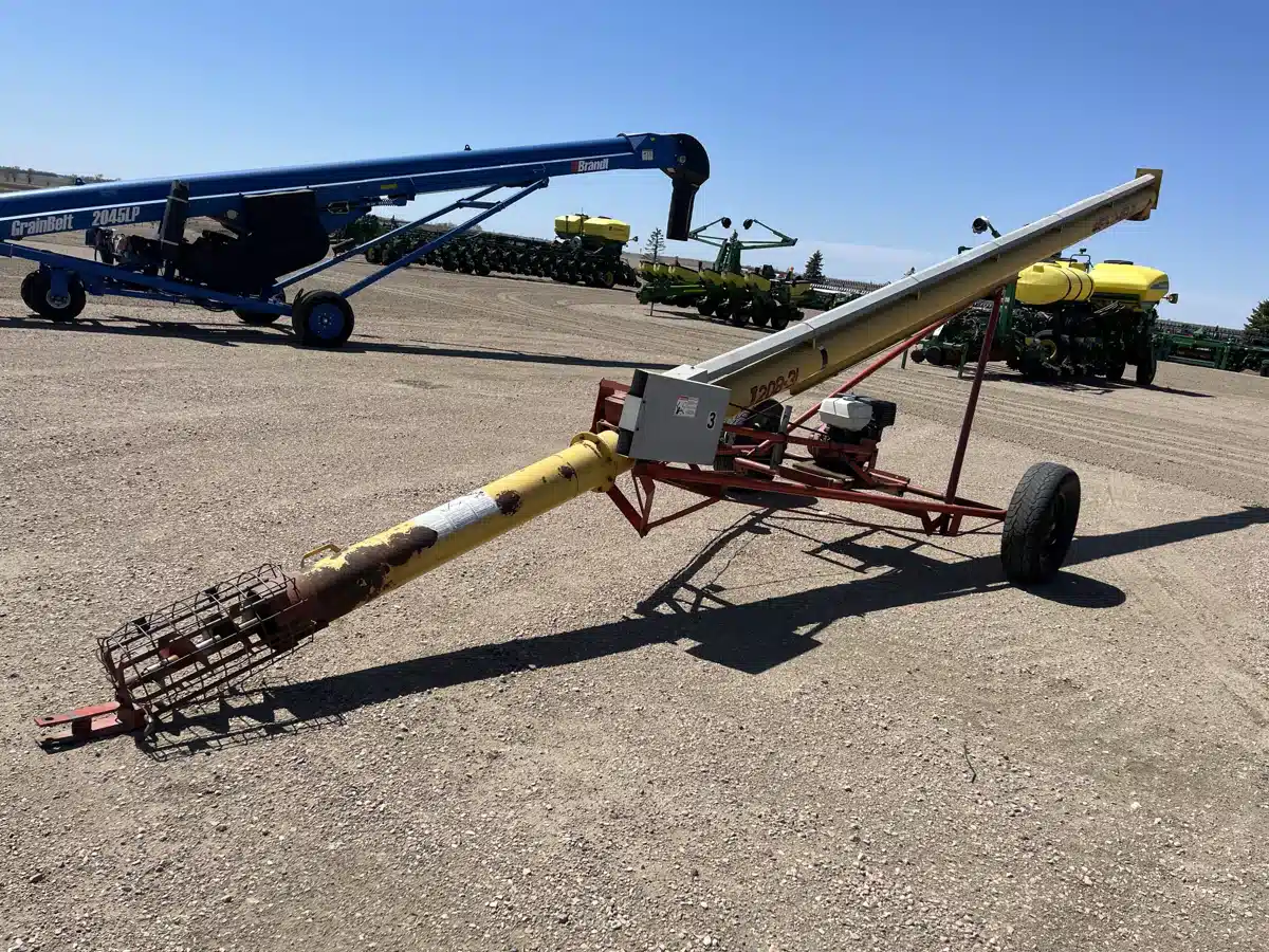 Gallery image 1 for Used Westfield J208-31 Grain Auger