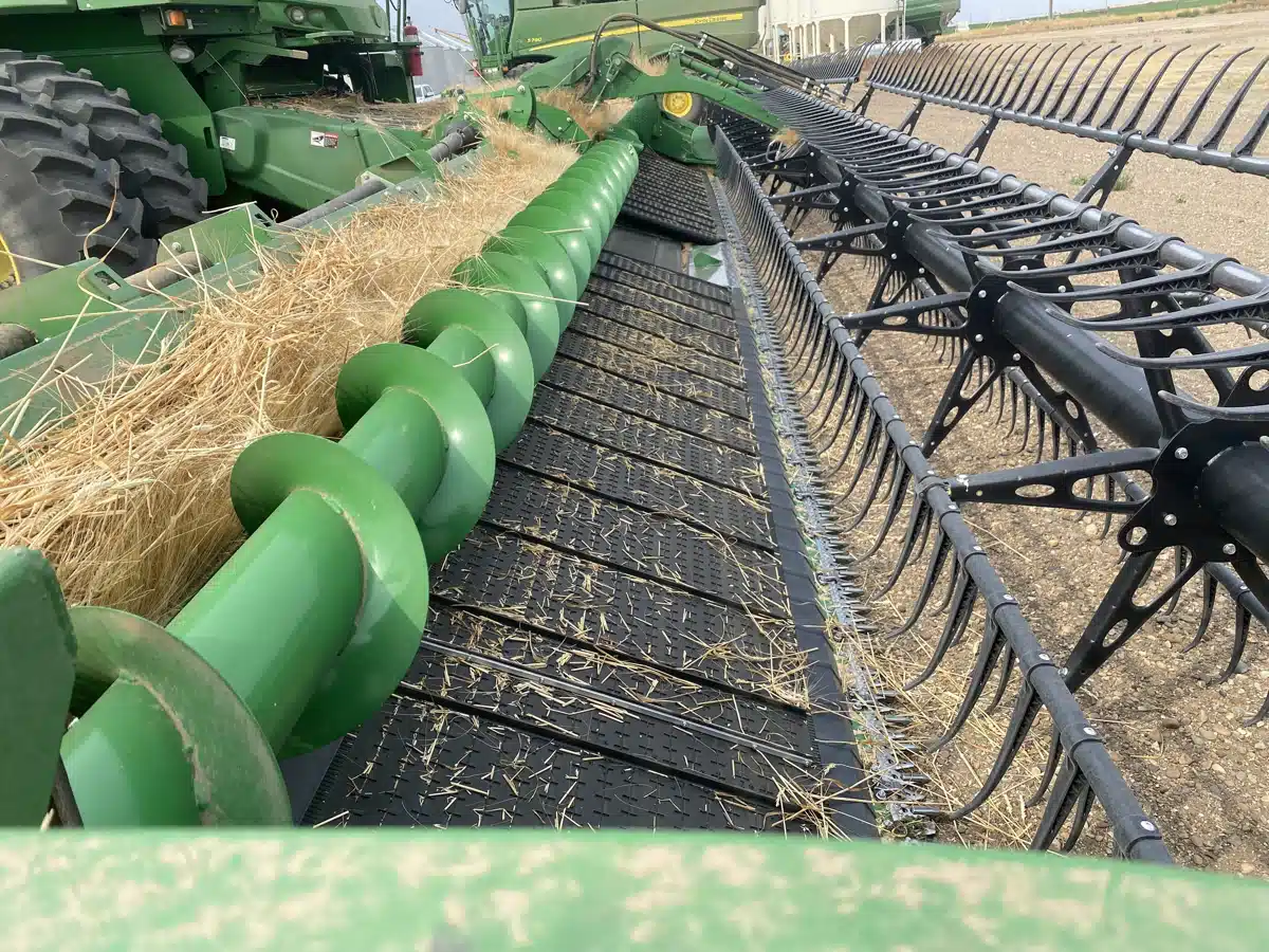 Gallery image 1 for Used 2022 John Deere HD45F Header Combine