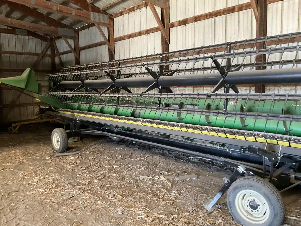 Gallery image 2 for Used 2011 John Deere 625F Header - Flex