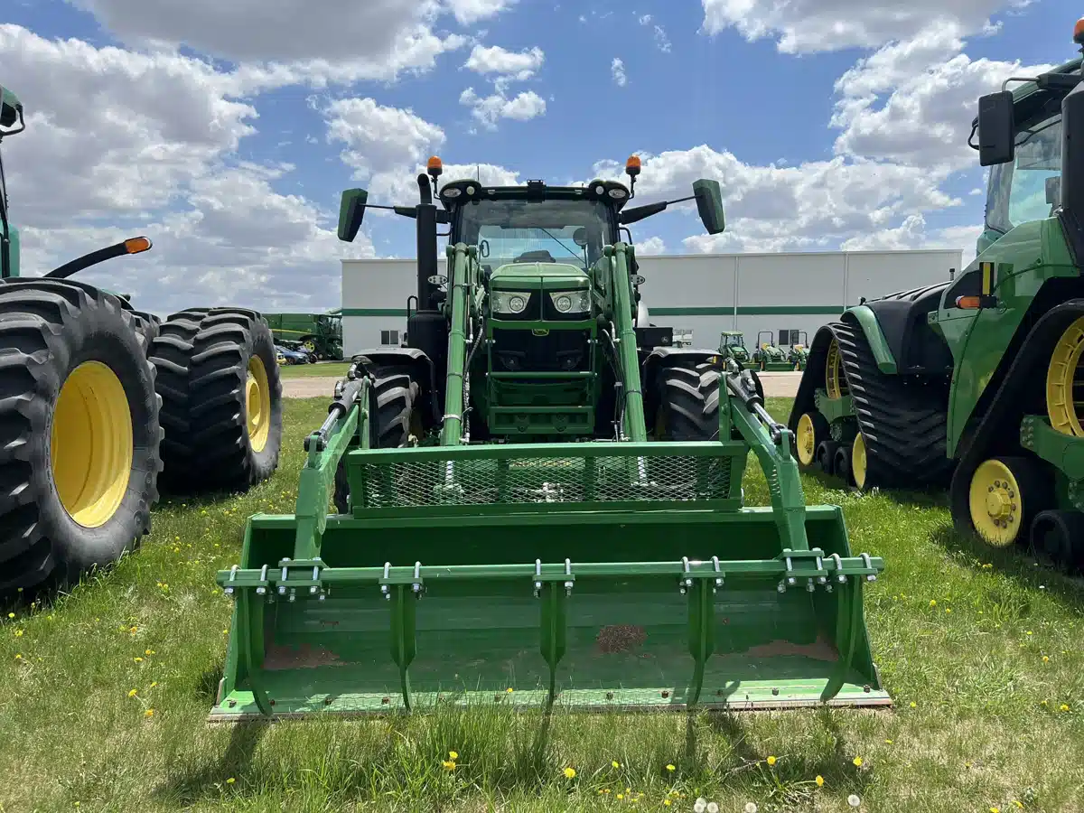 Gallery image 2 for Used 2024 John Deere 6R 175 Tractor