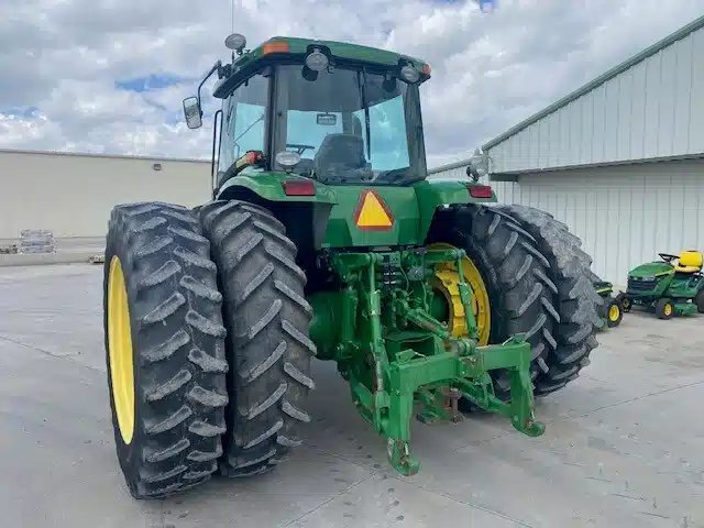 Gallery image 2 for Used 2002 John Deere 8320 Tractor