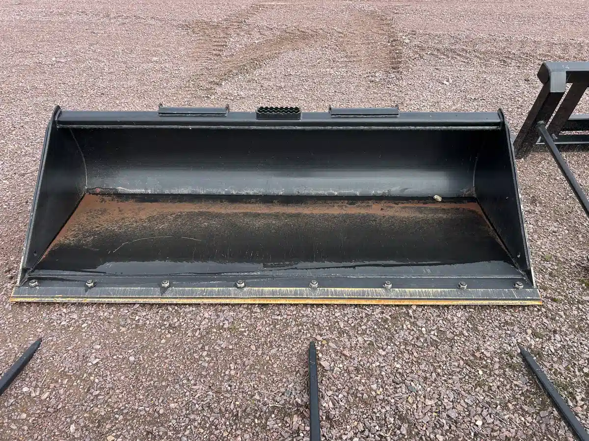 Gallery image 2 for Used 2024 John Deere C84 Bucket
