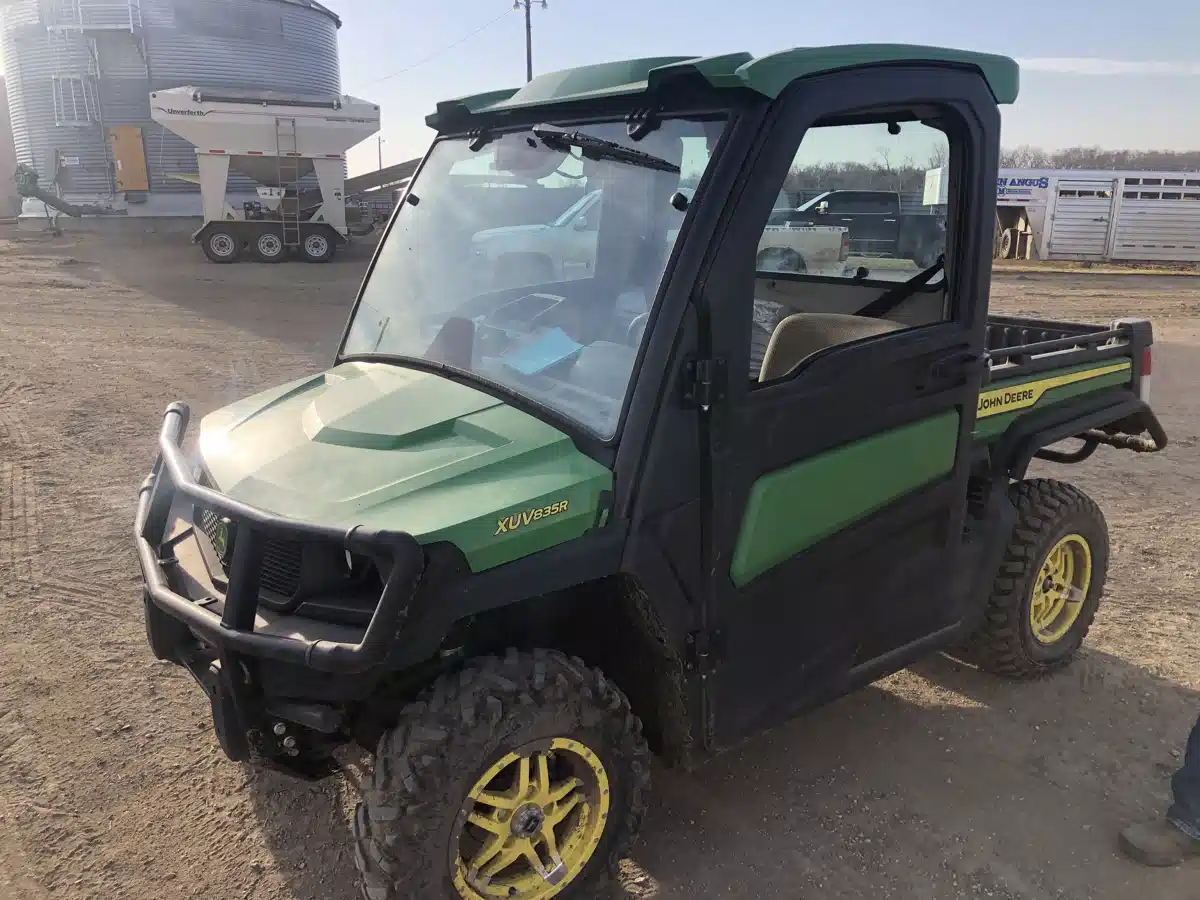 Gallery image 1 for Used 2022 John Deere XUV 835R Utility Vehicle
