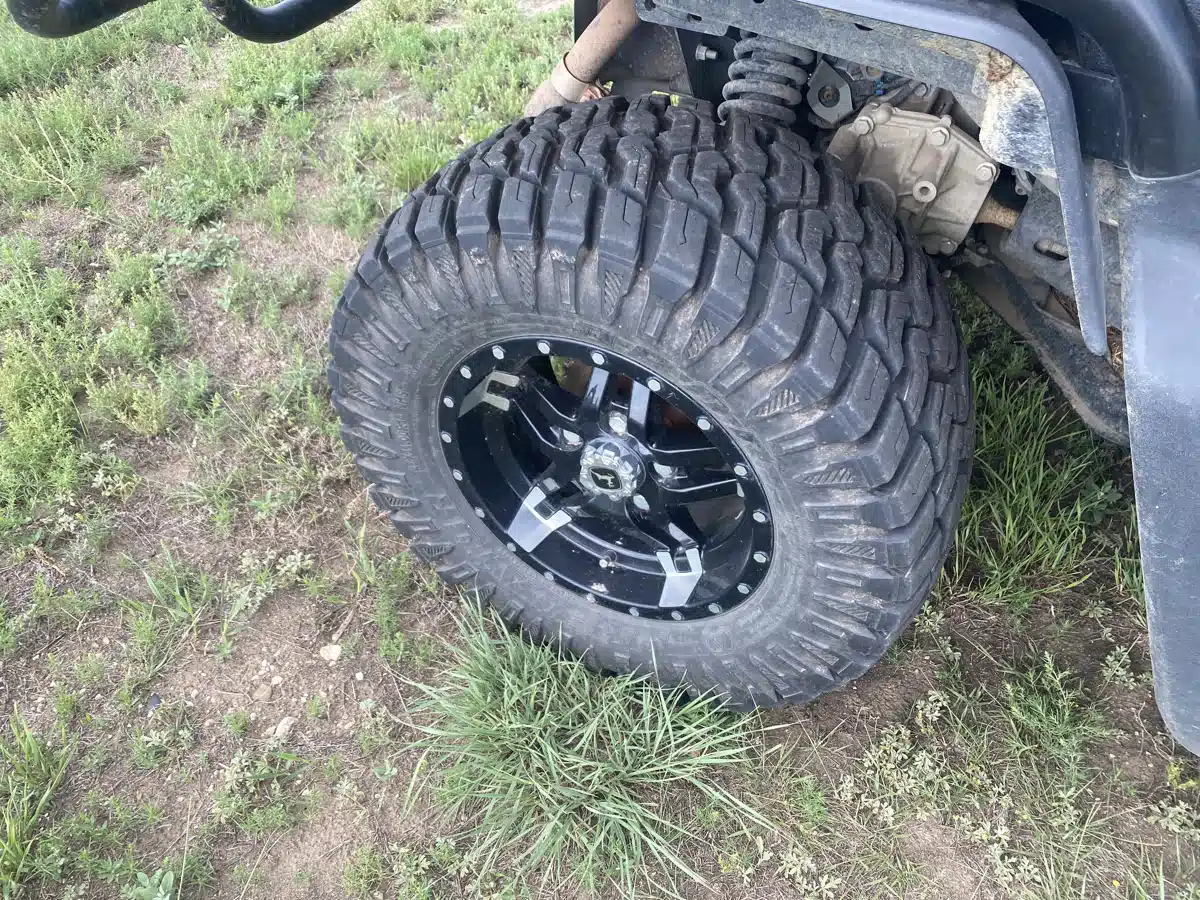 Gallery image 2 for Used 2023 John Deere XUV 835R Utility Vehicle