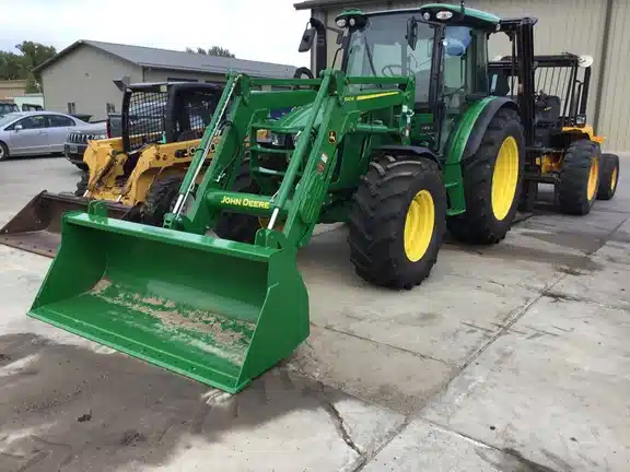 Gallery image 2 for Used 2023 John Deere 540M Front End Loader