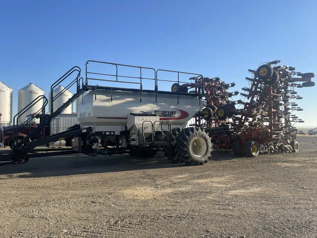 Gallery image 1 for Used 2015 Bourgault 3320/L7550 Air Drill