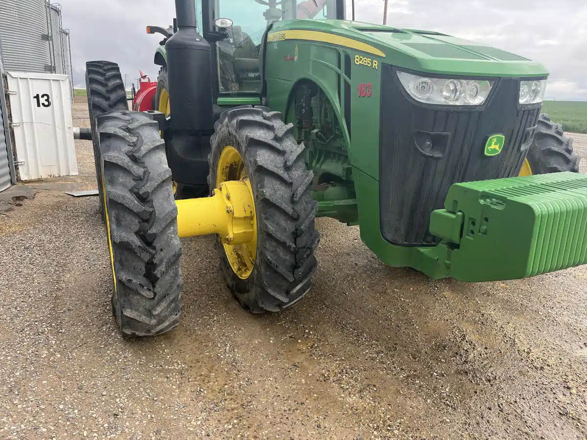 Gallery image 2 for Used 2013 John Deere 8285R Tractor
