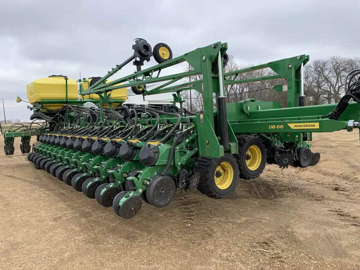 Gallery image 1 for Used 2023 John Deere DB66 Planter