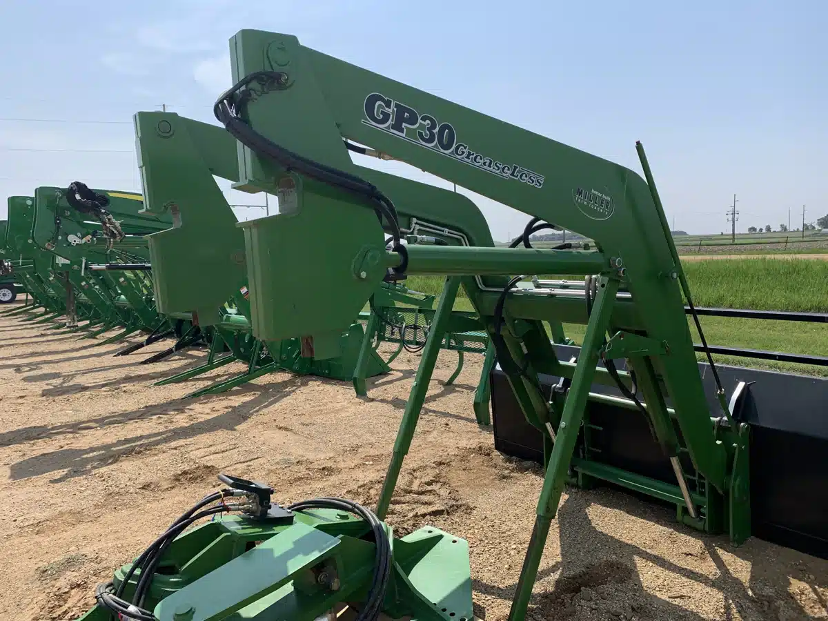 Gallery image 2 for Used 2014 Miller GP30 GREASELESS Tractor Loader