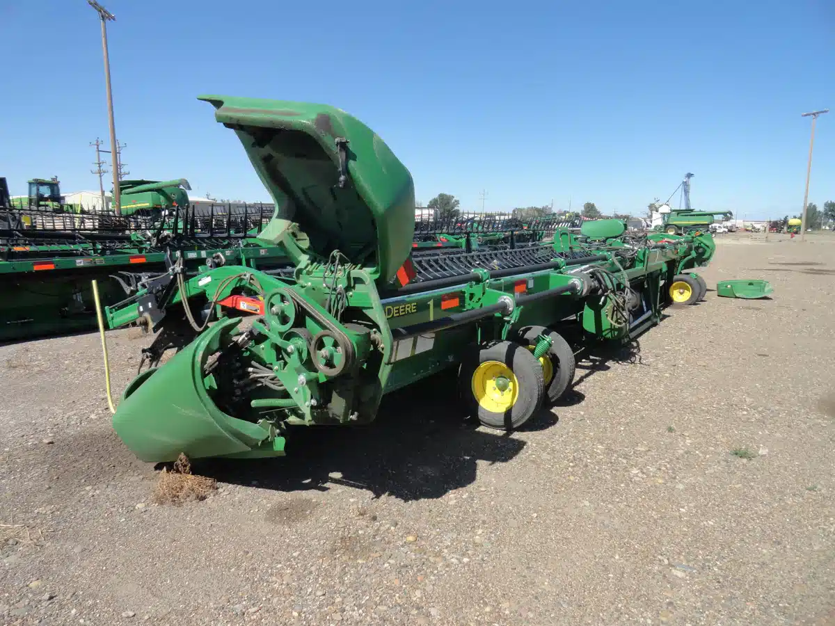 Gallery image 2 for Used 2020 John Deere 740D Header - Draper