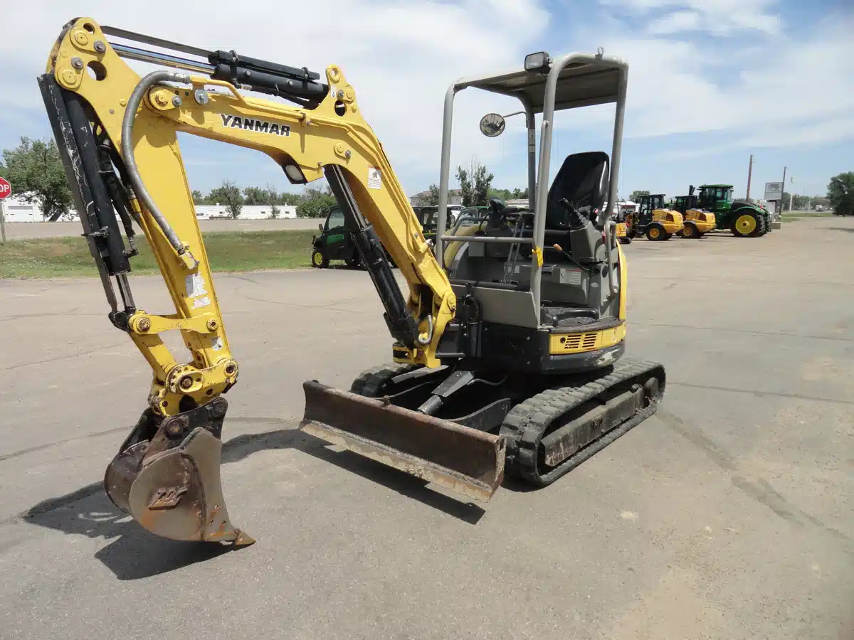 Gallery image 1 for Used 2014 Yanmar VIO27-5B Excavator