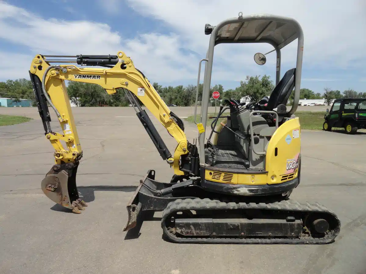 Gallery image 2 for Used 2014 Yanmar VIO27-5B Excavator