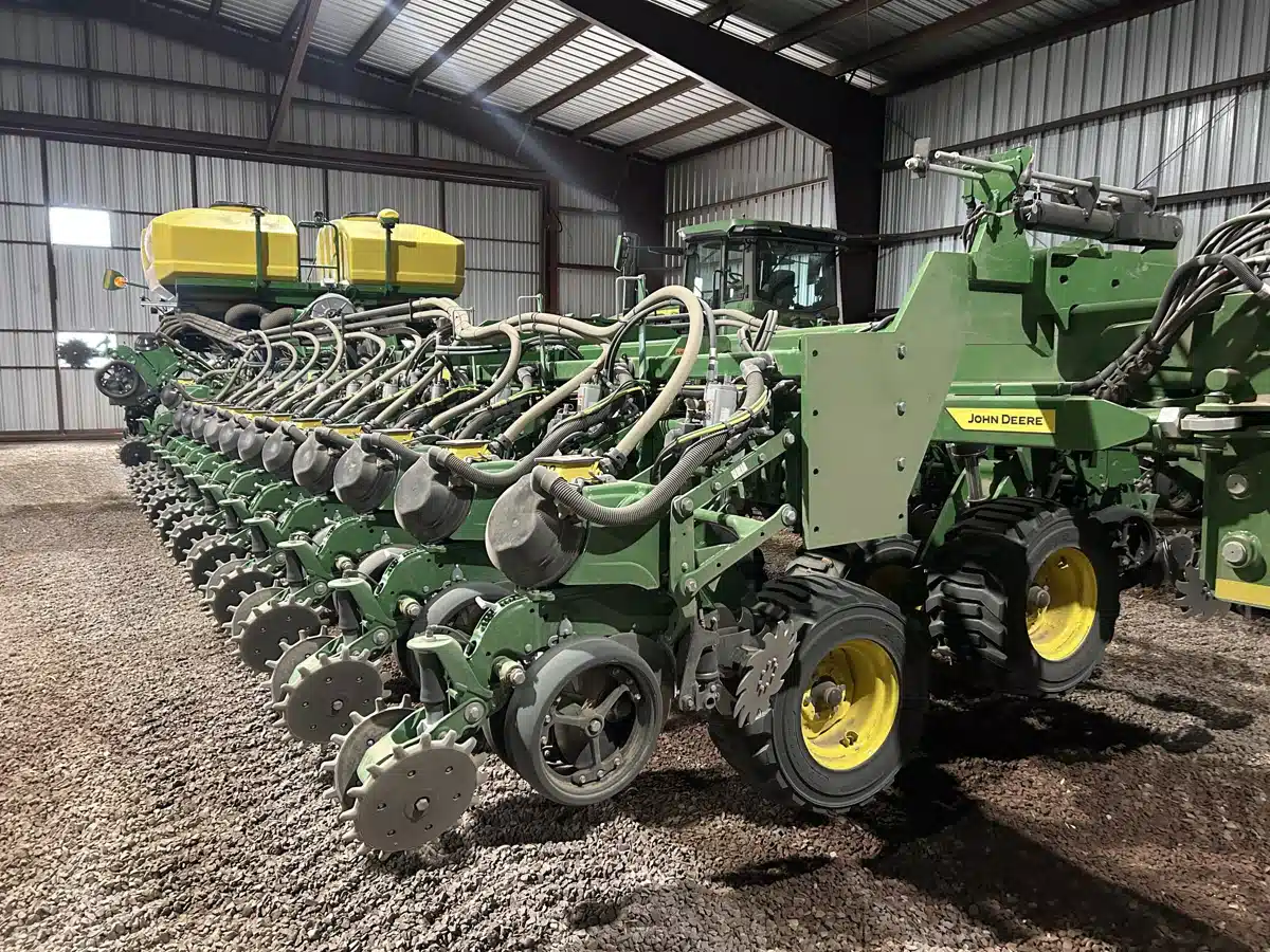 Gallery image 2 for Used 2025 John Deere DB80 Planter