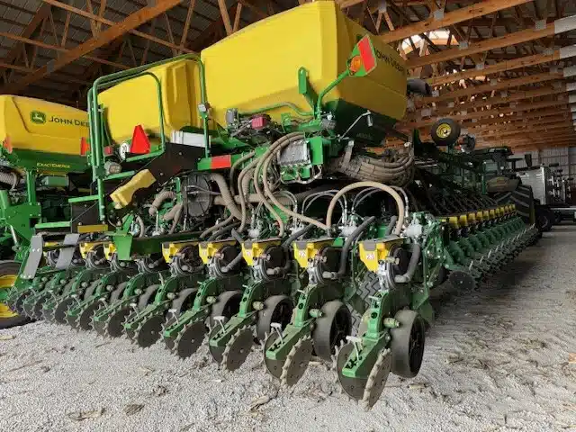 Gallery image 2 for Used 2023 John Deere DB60 Planter